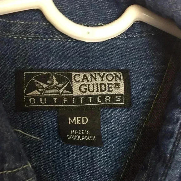 Canyon Guide Outfitters 100% cotton size medium - Picture 3 of 6